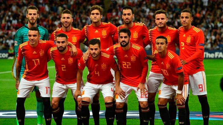 The eleven headline of the Spanish selection in the première of Luis Enrique