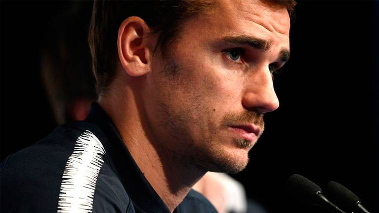 Antoine Griezmann en una rueda de prensa de la selección francesa