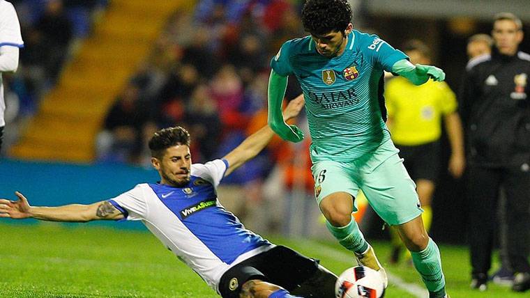 Carles Aleñá, durante un partido con el Barça B en una imagen de archivo