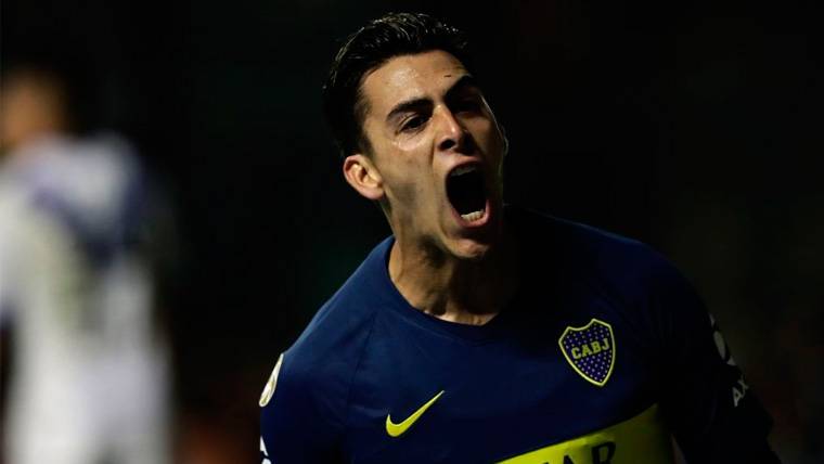 Cristian Pavón celebra un gol con Boca Juniors