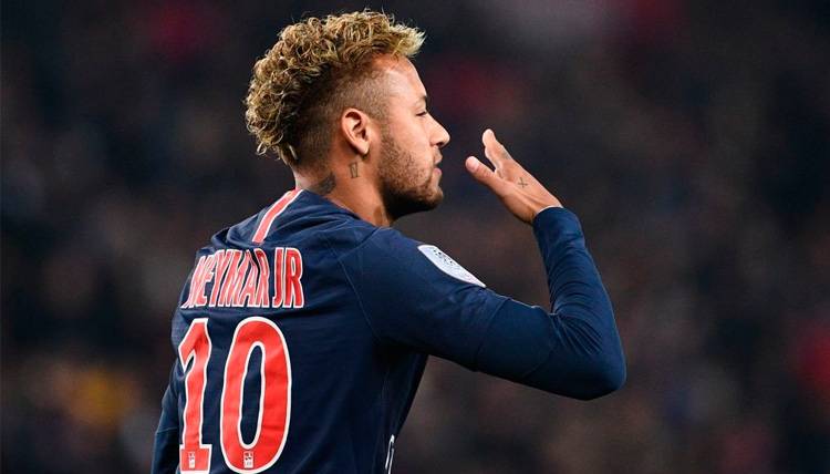 Neymar celebra un gol con el Paris Saint-Germain