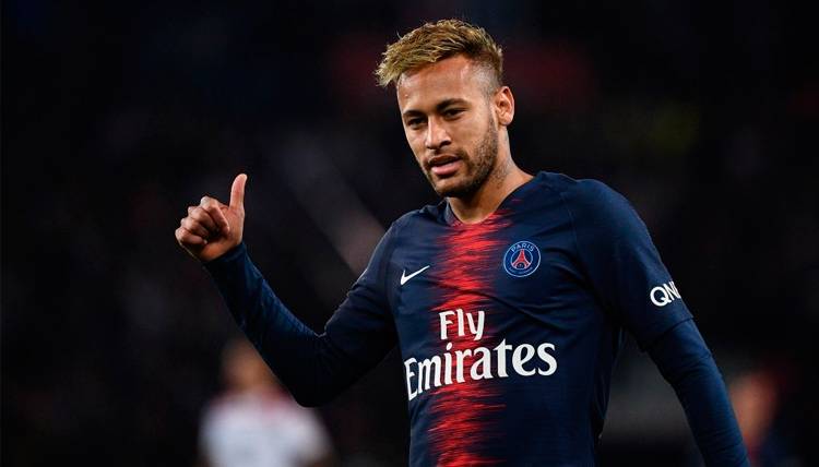 Neymar In a party with Paris Saint-Germain