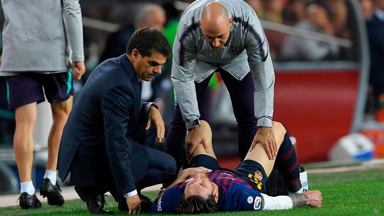 Leo Messi, pulled on the lawn of the Camp Nou