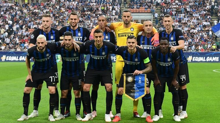 El Inter de Milán, antes de un partido de la Serie A