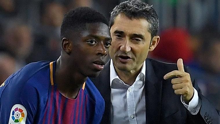 Ousmane Dembélé And Ernesto Valverde in a party of the FC Barcelona