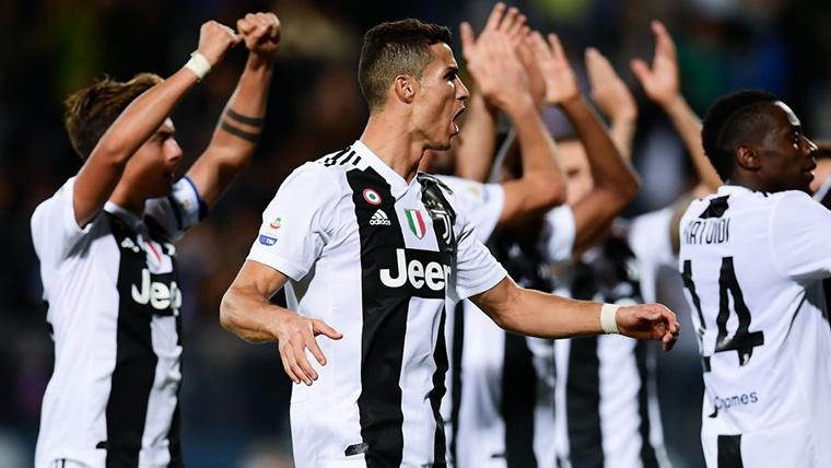 Cristiano Ronaldo, celebrating a marked goal with the Juventus