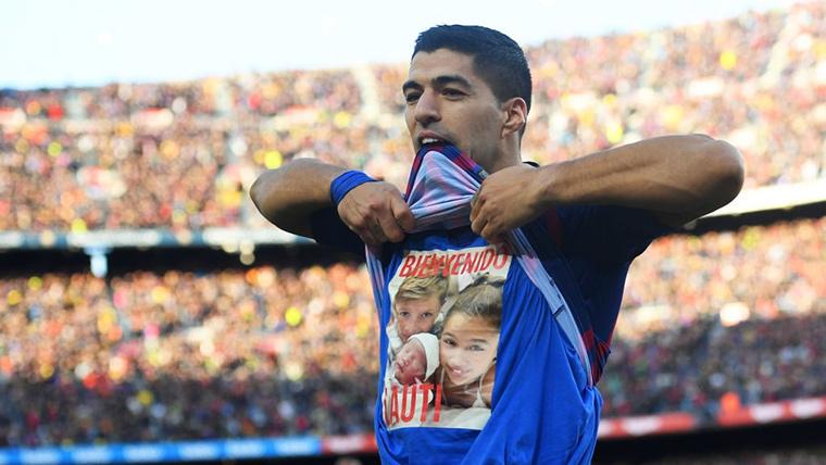 Luis Suárez, dedicando uno de los goles a su hijo Lautaro
