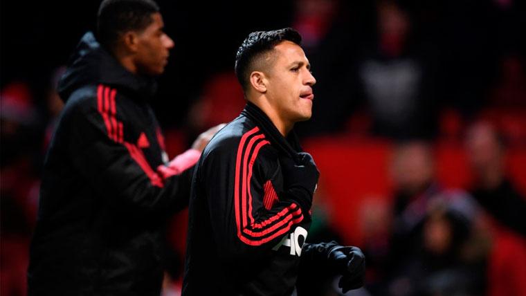 Alexis Sánchez in a warming of the Manchester United