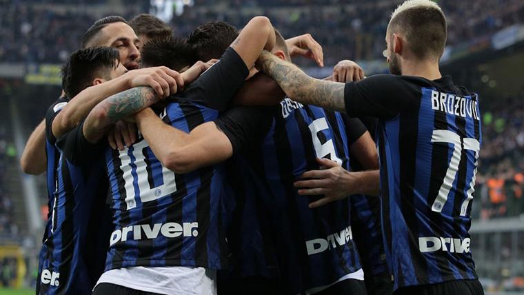 The Inter of Milan, celebrating a marked goal in the Series To