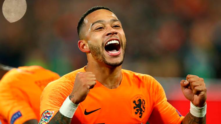 Depay Marked the second goal of Holland