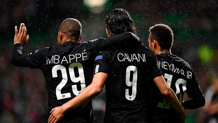 Cavani habló sobre Mbappé y Neymar