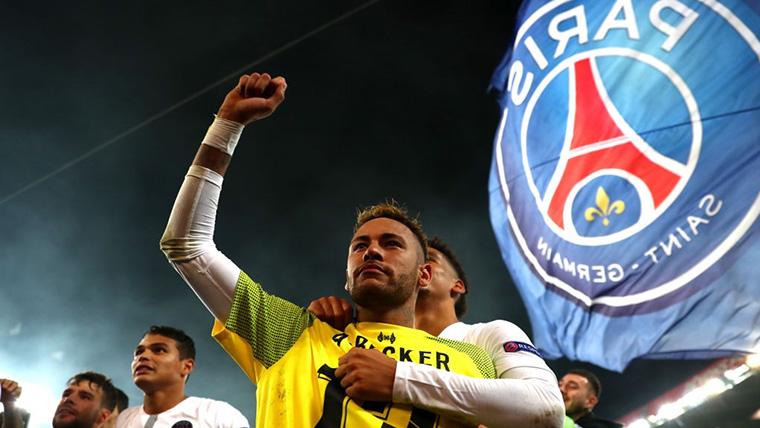 Neymar Jr, celebrating the victory against the Liverpool in Champions