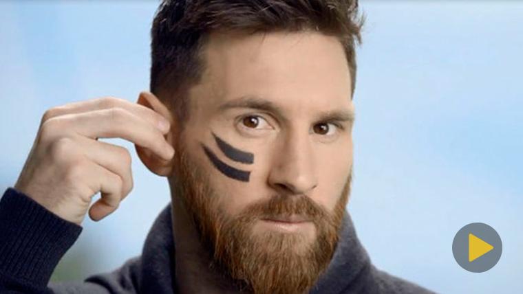Leo Messi, loaning his image for an announcement against the cancer
