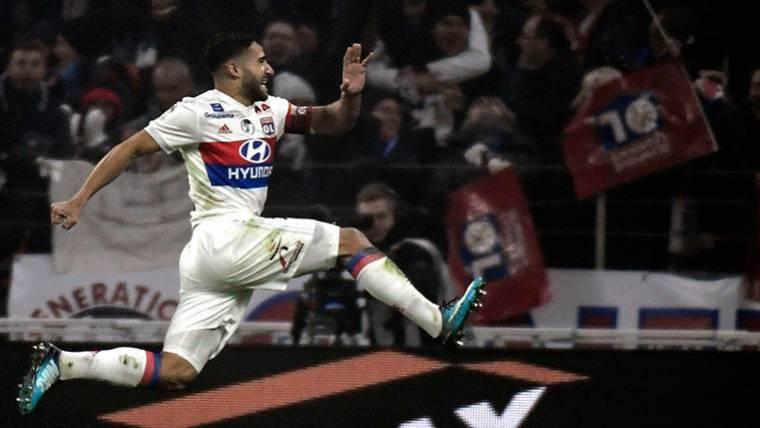 Nabil Fekir could leave of the Lyon