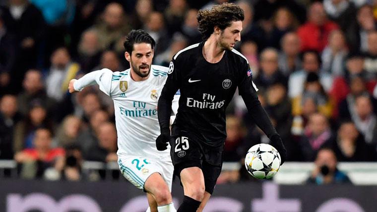 Isco, beside Rabiot in a Madrid-PSG