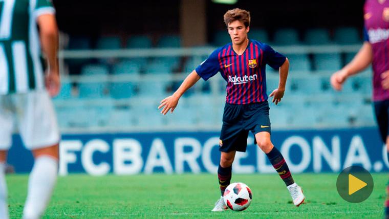 Riqui Puig in a party of the FC Barcelona