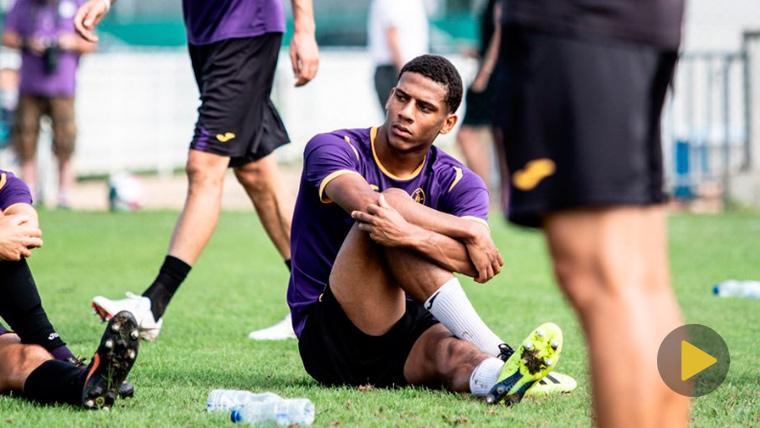 Jean-Clair Todibo in a training with the Toulouse | JCTodibo