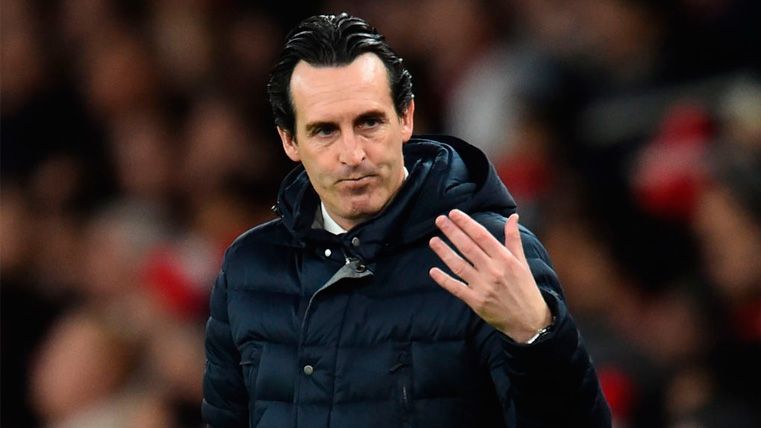 Unai Emery en un partido del Arsenal