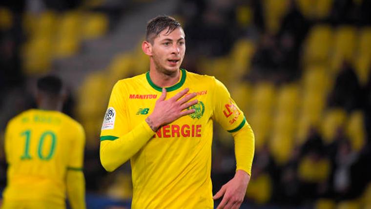 Deceit of Messi by Emiliano Room