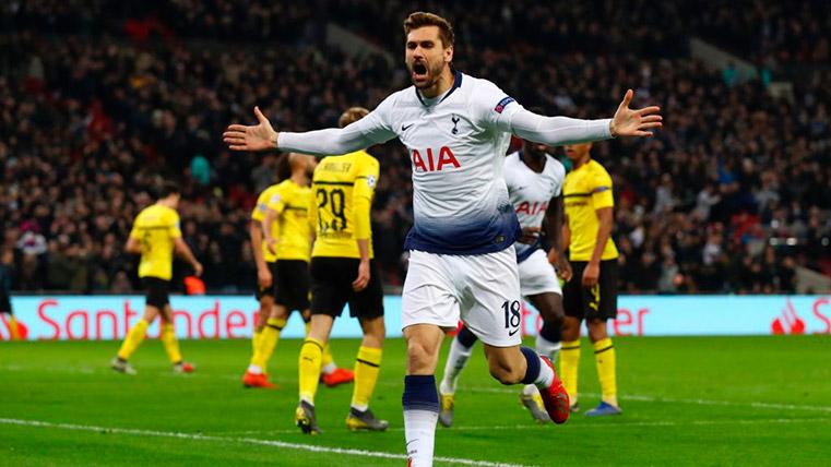 Fernando Llorente, celebrating a marked goal against the Borussia Dortmund