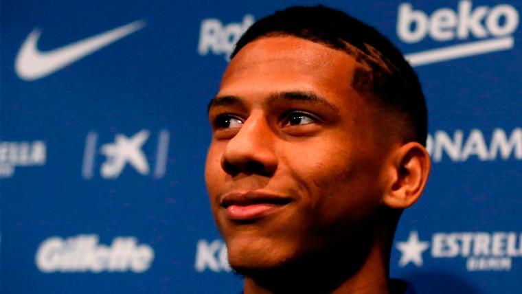 Jean-Clair Todibo in a press conference of the FC Barcelona