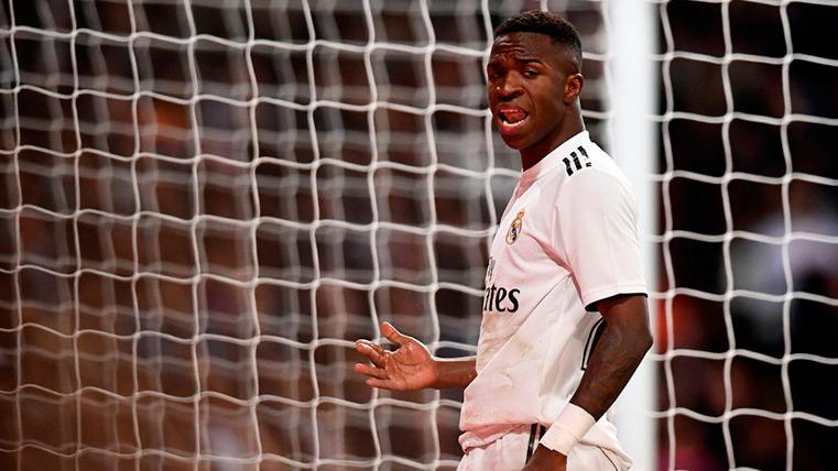 Vinicius Regrets  after a stray occasion
