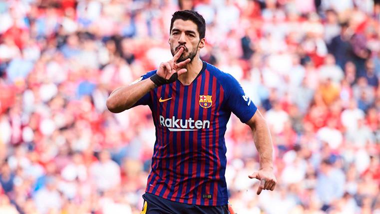 Luis Suárez celebra su gol contra el Sevilla