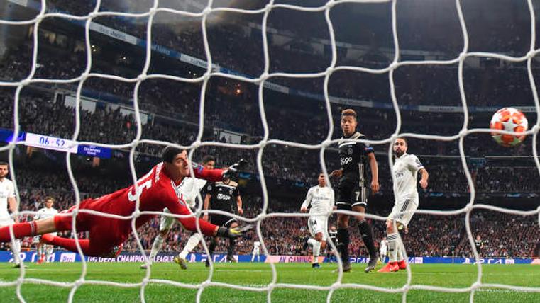 The Real Madrid fell goleado by the Ajax