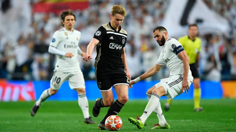 Frenkie Of Jong, during the party against the Real Madrid in the Bernabéu