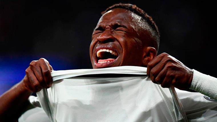 Vinicius Jr Regrets  after an injury in a party of the Real Madrid