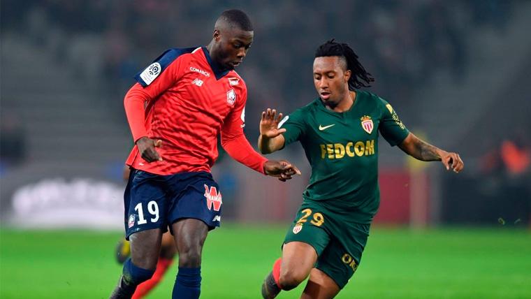 Nicolas Pépé en un partido del Lille en la Ligue 1