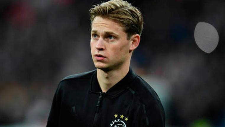 Frenkie Of Jong, concentrated before a party with the Ajax