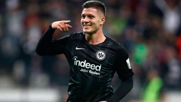 Luka Jovic, celebrating a marked goal with the Eintracht of Frankfurt
