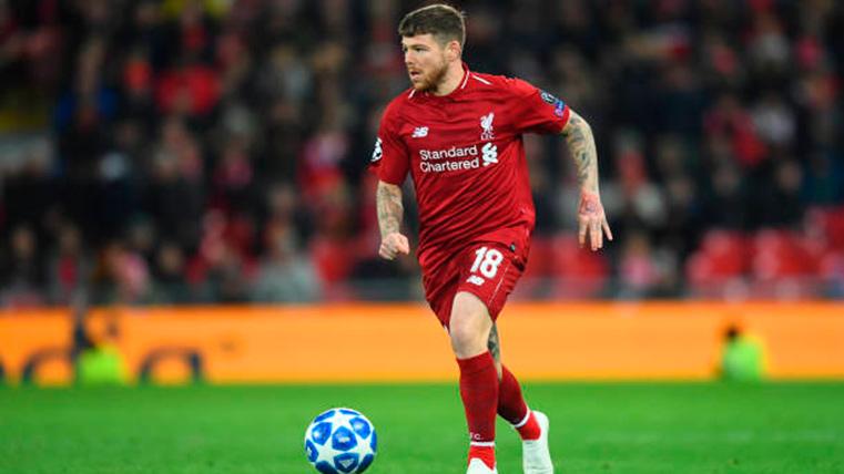 Alberto Moreno, during a party with the Liverpool this season