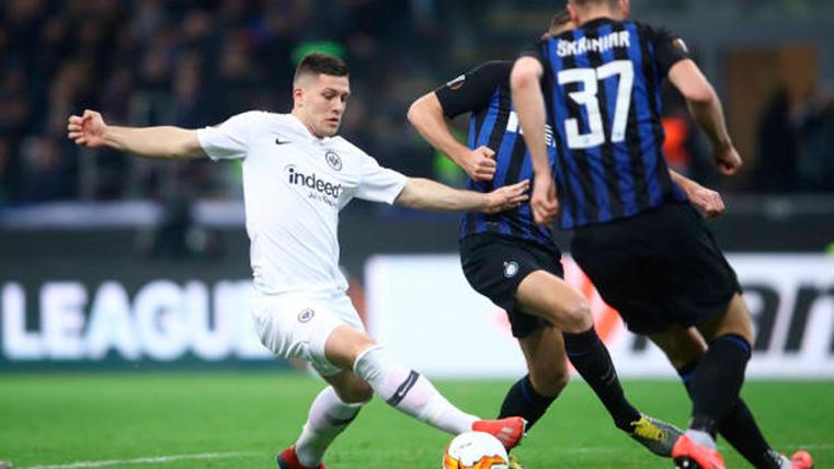 Luka Jovic, during a party with the Eintracht of Frankfurt in Europe League