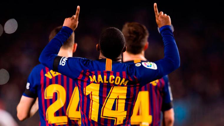Malcom, celebrating a marked goal with the FC Barcelona