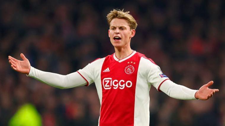 Frenkie de Jong, durante un partido con el Ajax