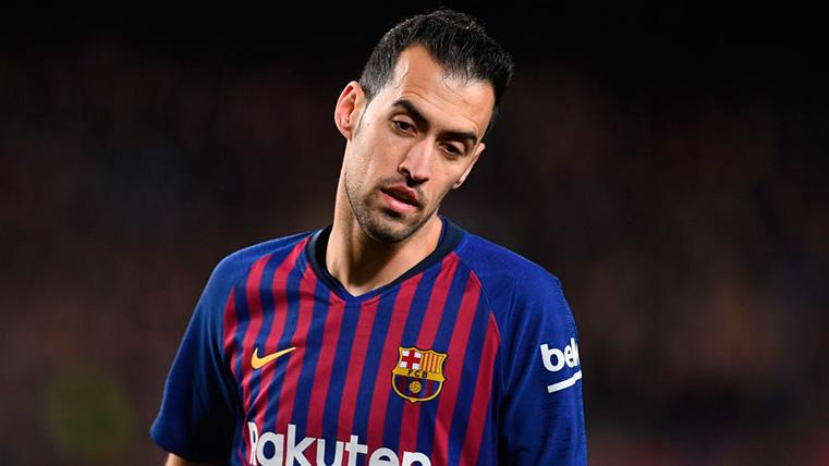 Busquets in a party with the Barça