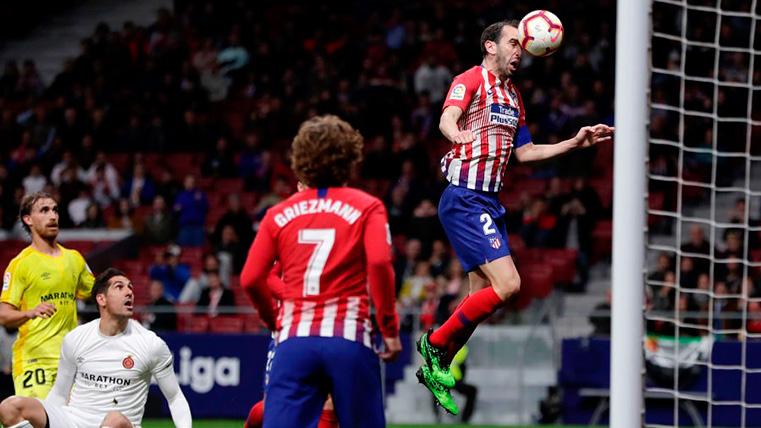 Godín justo antes de marcar su gol contra el Girona