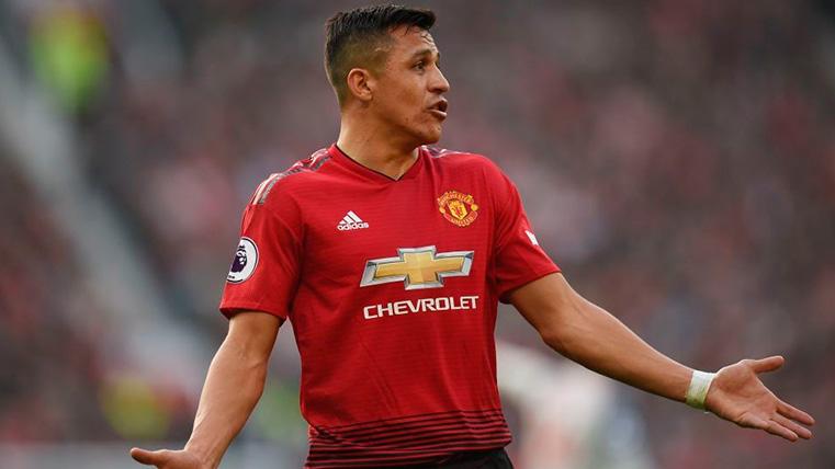 Alexis Sánchez exasperates  in a party with the United