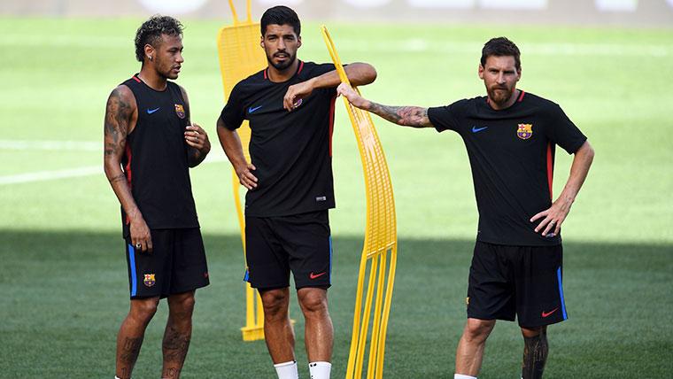 Neymar, Luis Suárez y Leo Messi en un entrenamiento del FC Barcelona