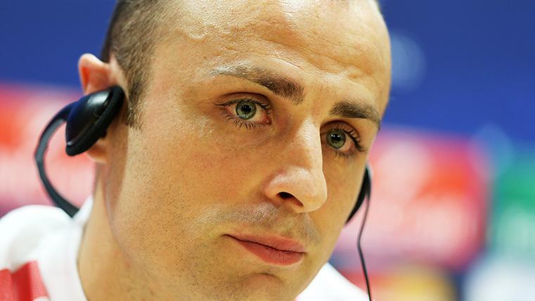 Dimitar Berbatov en rueda de prensa