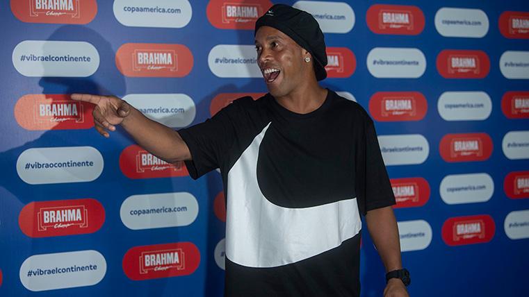 Ronaldinho en un acto publicitario