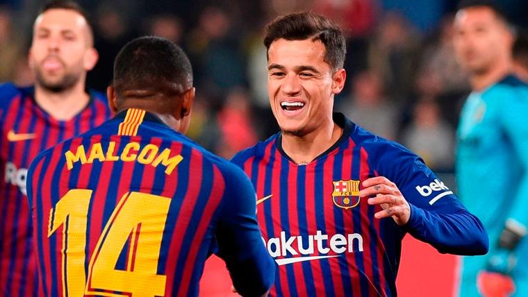 Malcom y Philippe Coutinho celebran un gol del FC Barcelona