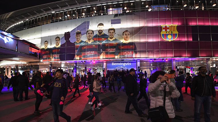 El Camp Nou en un partido del FC Barcelona