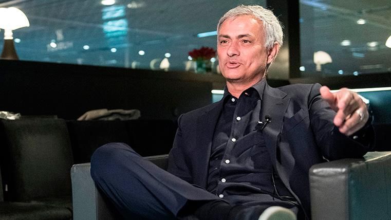 Mourinho, posing for an interview