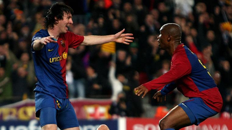 Messi y Eto'o celebran un gol del Barcelona