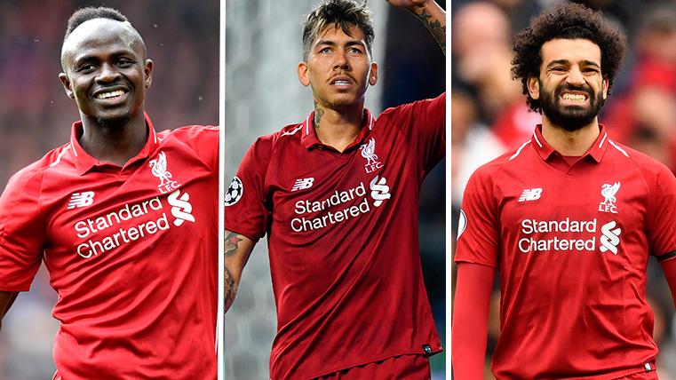 Sadio Mané, Roberto Firmino and Mohamed Salah, dressing the T-shirt of the Liverpool