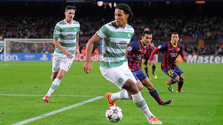 Virgil Van Dijk, durante un partido contra el Barça cuando jugaba en el Celtic