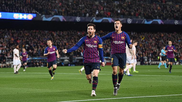 Leo Messi y Luis Suárez, celebrando un gol contra el Manchester United